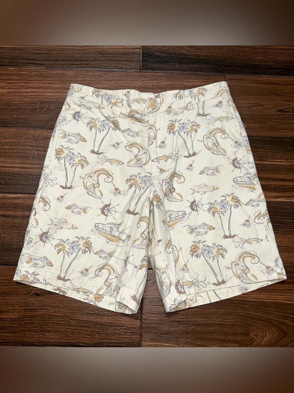 Vineyard Vines Men’s Club Shorts 30 Cream Beige Tropical Print All Over Print